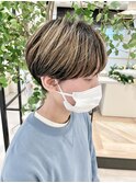 ハイライト×大人マッシュショート
