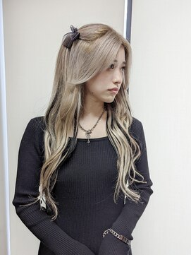 レアナ バイ ニーナ(Leana by NINA) プルエクステでロングヘア　ローライトプラス　宮の沢美容室