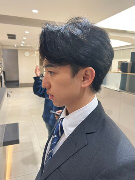 ピークアブー ワン(PEEK-A-BOO ONE) センターパートメンズヘアメンズショート