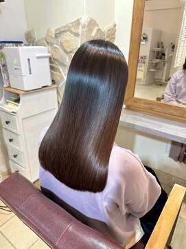 ラウラアンドロー(LAURA&RO) ナチュラルロング髪質改善縮毛矯正/塚口/美髪専門ダメージレス