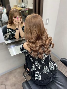 エミーバイモアムー(Emmie byMoremuu) 【埼玉YU-TA ギャルスタイル】