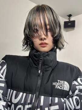 ナービス(NARVIS) デザインカラー/レイヤーカット/ショートミディ