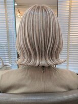 ヘアスタジオルース(HAIR STUDIO LUZ) 40代50代60代の大人ボブ/白髪ぼかしハイライト/堀江/北堀江