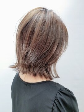 クオリス 赤塚店(QUALIS) 20代30代大人かっこいい/外ハネ/ウルフ/ボブ/くびれ