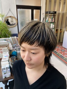 メメクンスター(MEME KUNSTER) ショートウルフ+ハイライト