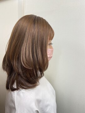 ディーボーイ 下通本店(D-BOY) くびれミディアムレイヤー