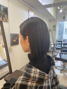 チロル(CHIROL) 切りっぱなしボブ