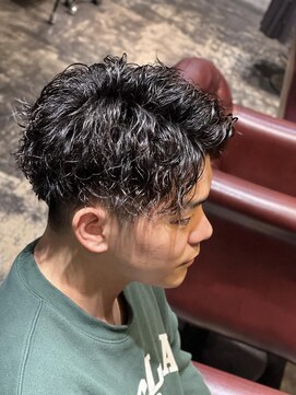 アレクサンドルオブカラーズカナザワ(ALEXANDRE OF COLORS KANAZAWA) ツイストスパイラルパーマ