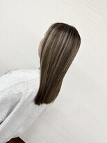 ラルム(LaRmE)&nbsp;明るめベージュハイライト