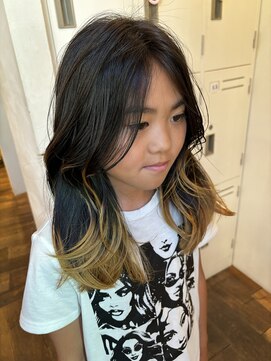 フーチー クーチー アマティー 豊中店(FUCHI KUCHI amati) @fuchi_kuchi.okada［豊中,髪質改善/裾カラー/ケアブリーチ］
