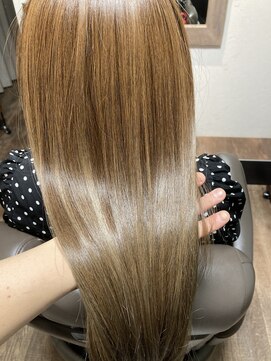 ユーリカ リチェルコ 四天王寺前夕陽ケ丘店 ハイライト/ベージュ/髪質改善