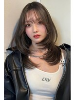 ランズ(LANDS)&nbsp;ベージュカラー　レイヤーカット 【韓国ヘア 大阪 梅田】