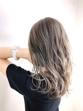エーアイ 上石神井店(Ai) ハイライトカラー/くびれヘア/レイヤーパーマ[上石神井]