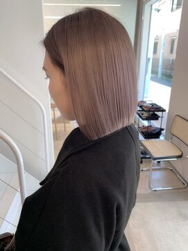 シキ 渋谷(siki) ハイトーン/ブリーチ/レイヤーカット/シアーカラー/渋谷/原宿