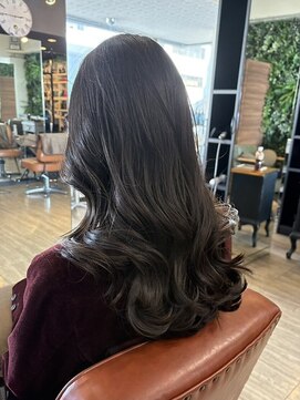 インデペンデンス(independence) 【四条烏丸】艶髪ロング×モカグレージュ