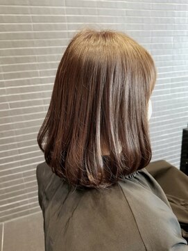 フルショウ 梅田(FURUSHO) 定番の重軽ボブ