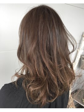 ヘアアンドメイク ムーア(Muuua) グラデーションカラー