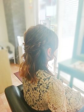 サウスイーストヘアー(SOUTH EAST Hair) 結婚式ハーフアップアレンジ