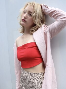 ジーナ(XENA) ハイベージュ×ゆるウェーブ