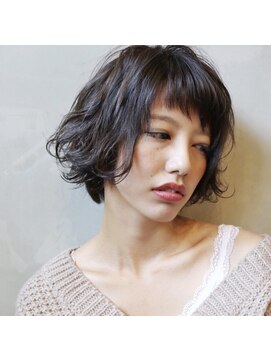アグランテトラ 野田阪神店(a Gland tetra) 眉上バング×ふわゆるショートボブカーリーパーマ 20・30代