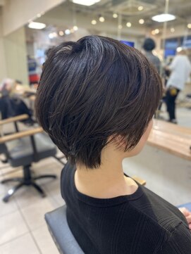 ペネロープ(Penelope) 美骨格ショート　YACHI