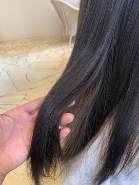 キップヘアー(Kip Hair.) 寒色ベースのモノクロームカラー