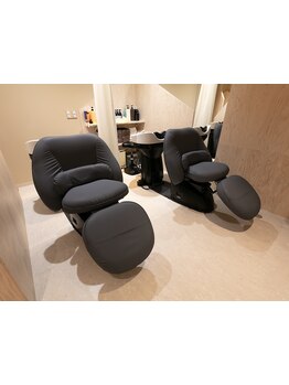 こだわりのヘッドスパで頭皮と髪にダブルでアプローチ！忙しい日常を忘れられる極上の癒し時間をご提供♪