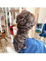 ロカット サロン(Roquat Salon)&nbsp;大人ハーフアップアレンジ【立川/立川南/国立/ヘアアレンジ/袴】