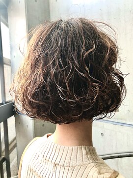 オジョマノ(OjOmano) ボブパーマ