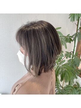フィーリー ヘア デザイン 太田店(feAry) 大人のグレージュで白髪ぼかし