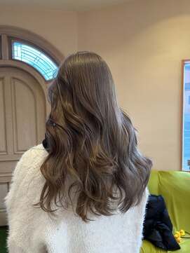 マギー(Magie+) グレーシュ