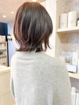 キャアリー(Caary) 福山市美容室Caary人気20代30代レイヤー外ハネミディアムボブ