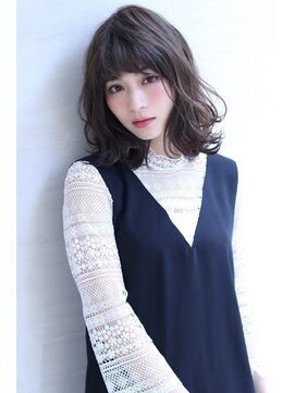 オーロ(ORO) 大人気アッシュカラーミディアムスタイル