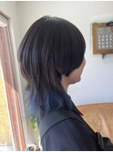 ウルフカット インナーカラー ブルー