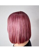 ヴィアーレアンクスタイル(VIALE Ank style)&nbsp;ボブとピンク