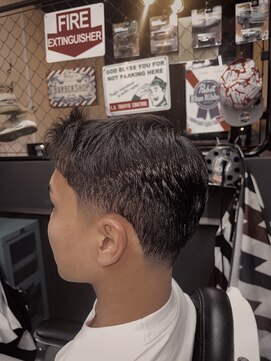 ドープザバーバー(DOPE THE BARBER) ダウンパーマ