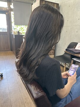 ワン(One) グラマラスな愛されロング☆