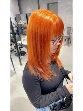 ラックスビールーチェ 沖縄那覇イオンモール店(LUXBE LUCE) 魅惑のビビットオレンジレイヤー