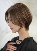 横浜西口切りっぱなしミニボブショートレイヤー前下がり前髪なし