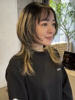 ノラジャーニー(NORA Journey)&nbsp;ミディアムレイヤーカットウルフデザインカラーブリーチカラー