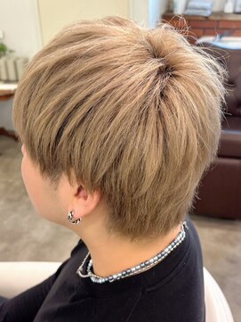 ミルクティーベージュ