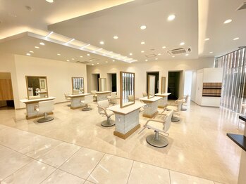 シュヴー 浦安店(CHEVEUX)の写真/浦安駅☆徹底したカウンセリングが好評◎髪のお悩みも気軽に相談できる♪カウンセリングでなりたいを叶える