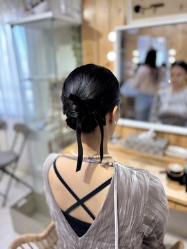 タイトシニヨン