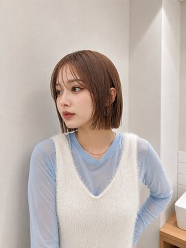 フォト 新宿三丁目(foto) 髪質改善地毛風縮毛矯正くびれレイヤー切りっぱなしボブ