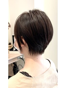 アッシュ 戸田公園店(Ash) お手入れ簡単　丸みとクビれのイマドキショート