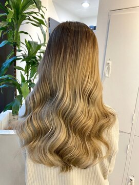 ジーナ 札幌(Zina) 【Zina札幌】ブロンドグラデーション