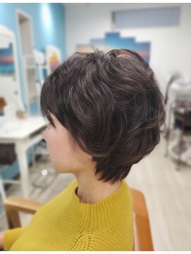 アラワラブルー(arrawarra blue) カジュアルショートウルフ/20代/30代/40代/50代/倉敷/白楽町