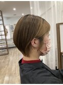 ショートボブ