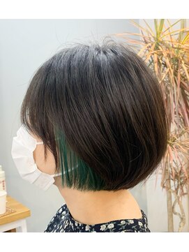 サイイン(saiin) インナーカラーボブ