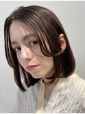 顔周りレイヤーカットくびれヘアミルクティーベージュカラー